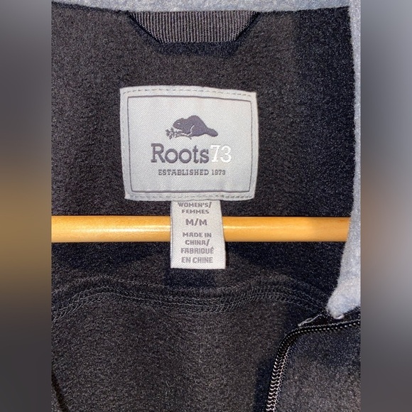 WOMEN'S WILLOWBEACH ROOTS73 black micro fleece VEST size medium NWT - Picture 3 of 11